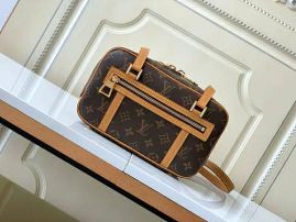 Picture of LV Lady Handbags _SKUfw137450078fw